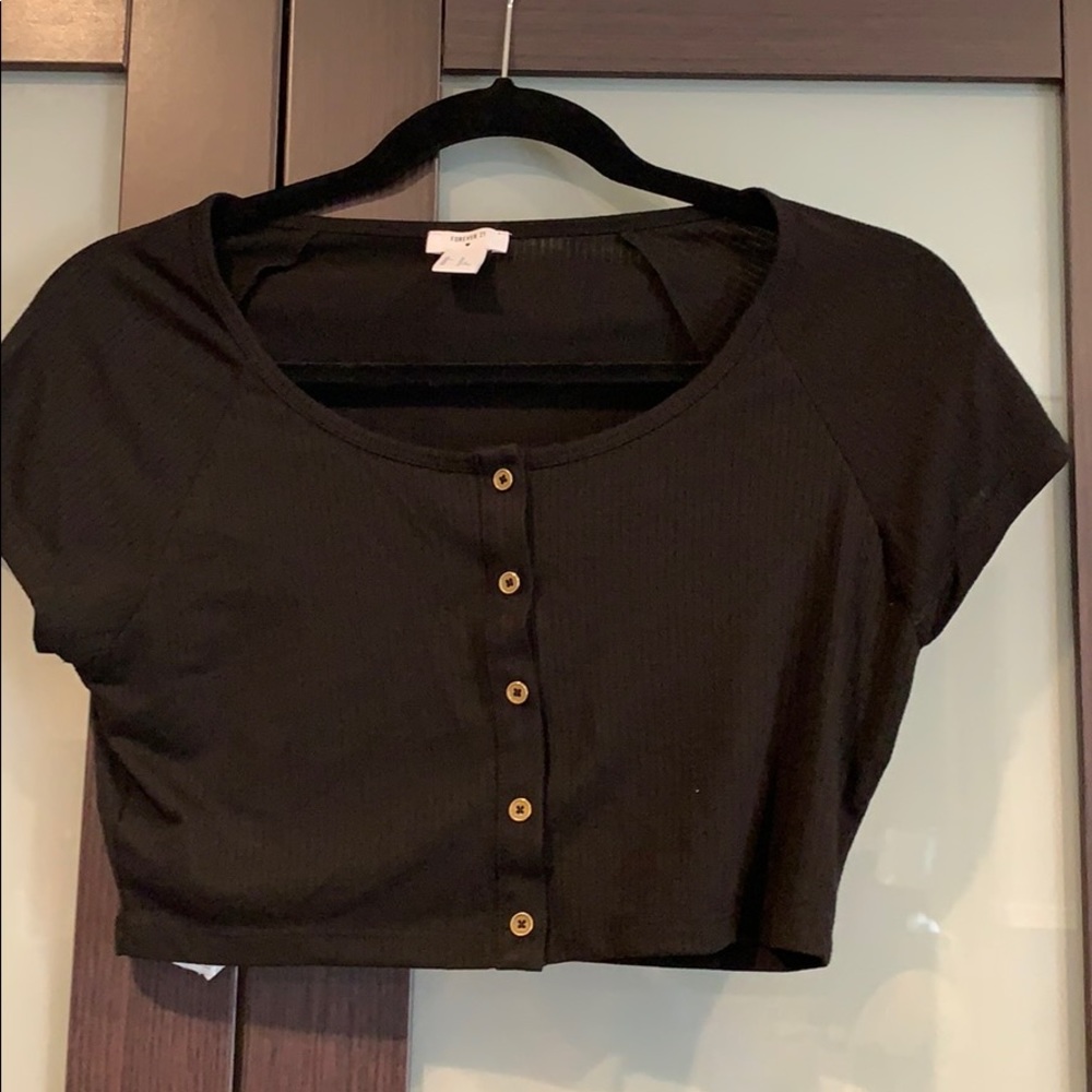 Black crop top
